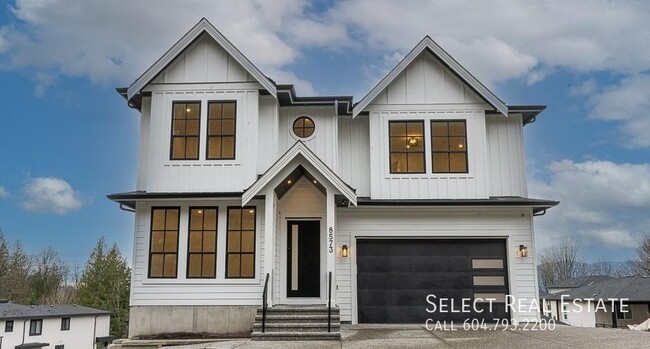 Building Photo - 8573 Forest Gate Dr Unit A