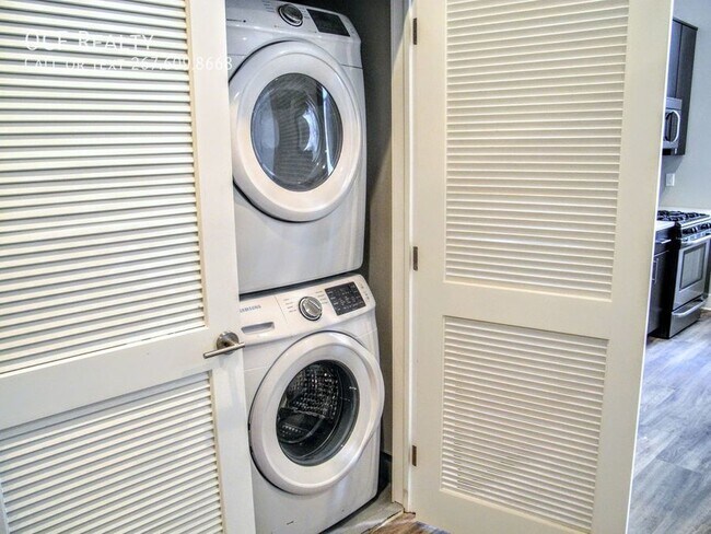 Photo - 16th & Catharine St - Graduate Hospital 1 ... Unit 1C