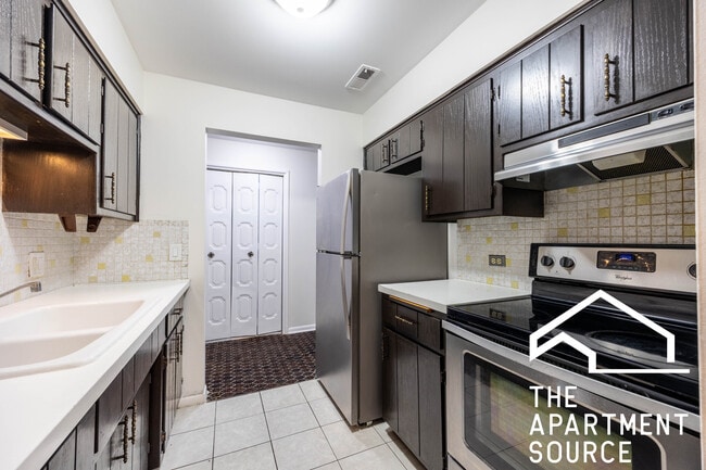 Photo - 2300 N Harlem Ave Unit 205