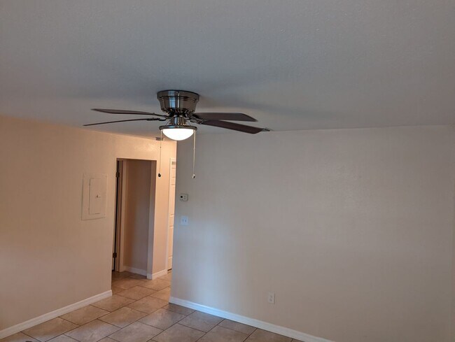 Photo - 4512 E 10th Ave