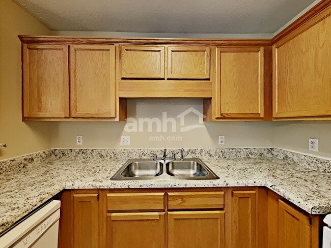 Photo - 1137 Benton Mason Dr