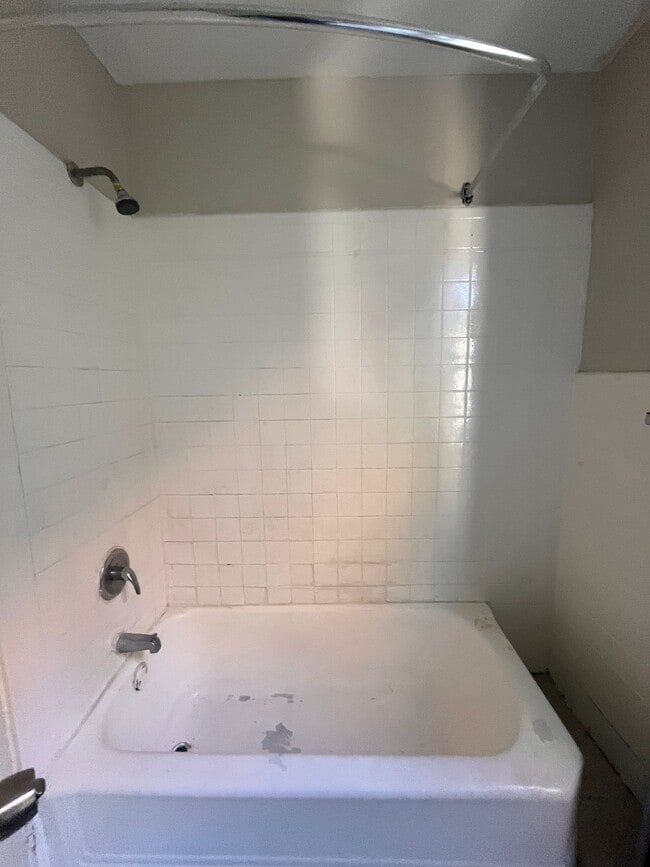 Photo - 76 Pearsall Ave Unit 2