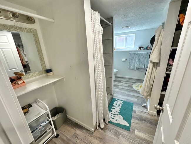 Photo - 382 N 200 W Unit Upstairs Bedroom 3 East Shared Bath