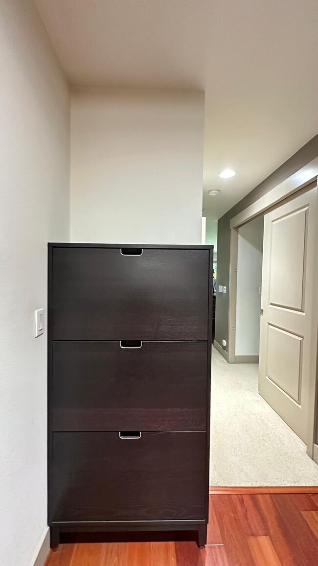 Photo - 4547 8th Ave NE Unit 306