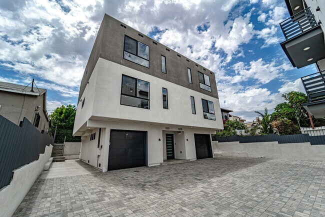 1321 Bates Ave