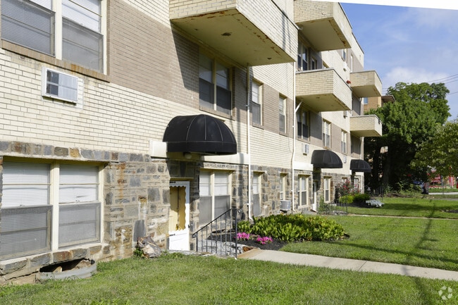 The Belmont Apartments