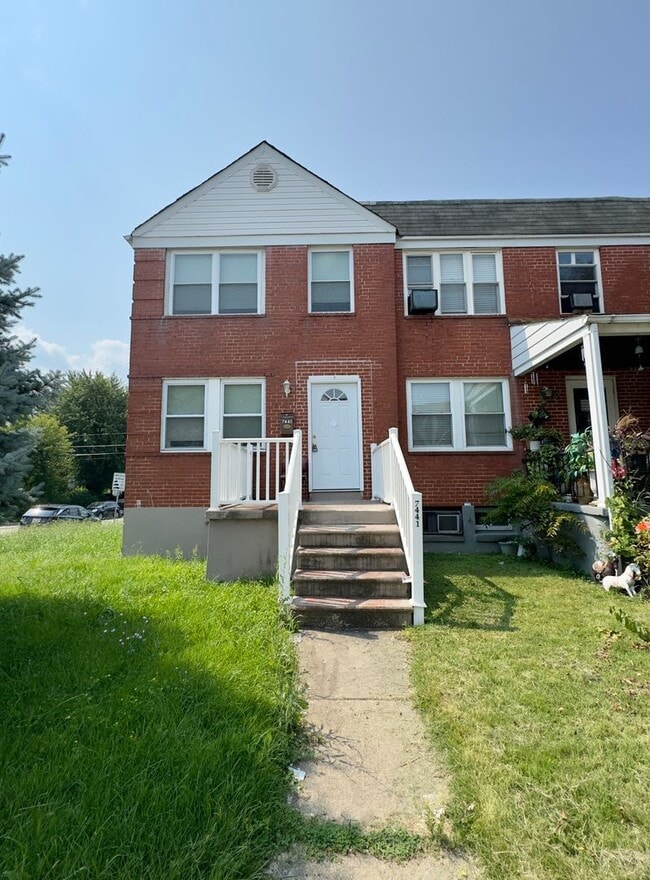 Building Photo - 7441 Berkshire Rd
