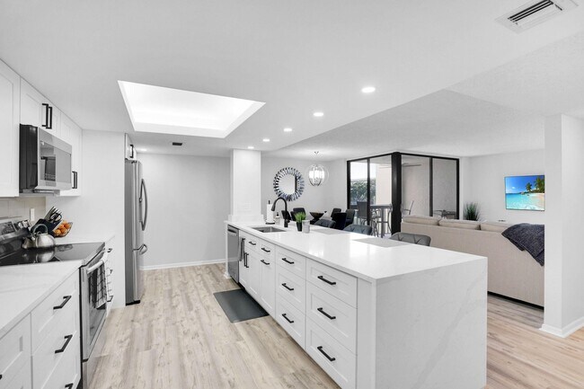 Photo - 2455 Lindell Blvd Unit 3303