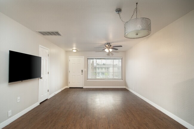 Photo - Coronado Flats