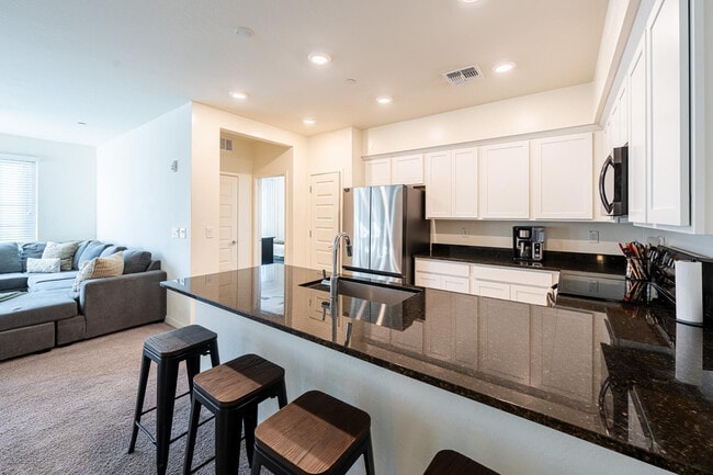 Photo - 2750 S Voyager Dr Unit 101