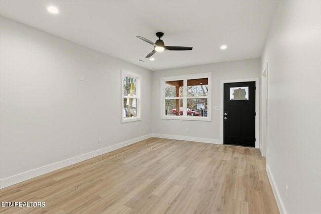 Photo - 818 W Anderson Ave