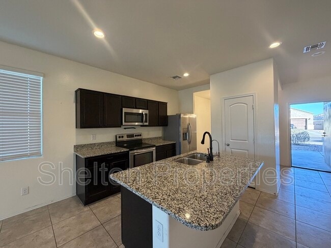 Photo - 25681 W Desert Dr