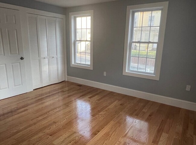 Photo - 19 Cove St Unit 1