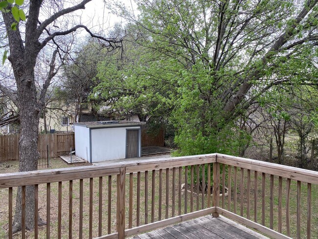 Photo - 2118 Burnet St