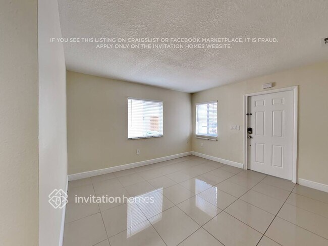 Photo - 16099 SW 138th Pl