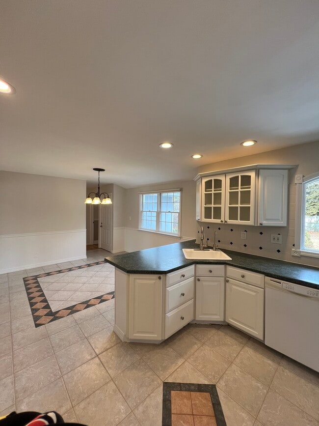 Photo - 169 S Plaisted Ave