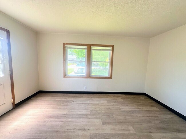 Photo - 3313-3315 Pompon Street Unit 3315