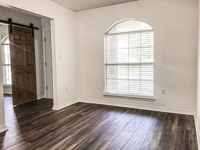 Photo - Home in Foxwood Estates