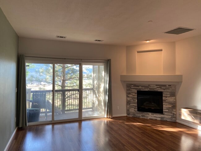 Building Photo - 7355 S Alkire St Unit 206 Rental