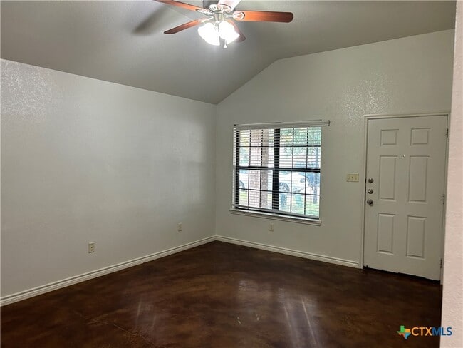 Photo - 203 B Andy Ln