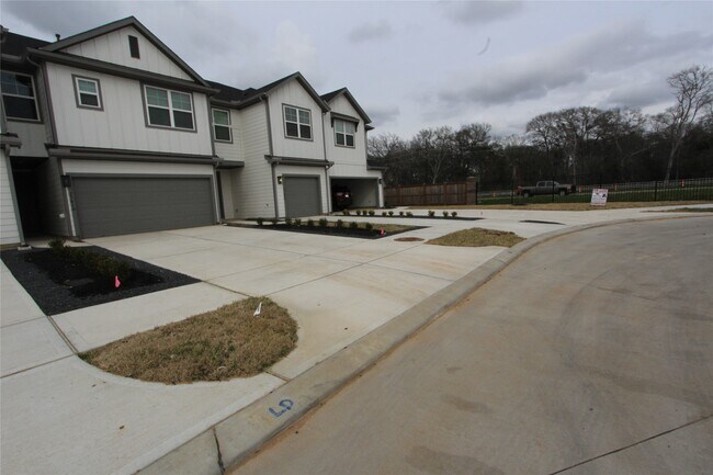 Photo - 27802 Western Crk Ct