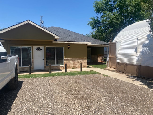 Building Photo - 7312 22nd St Rental