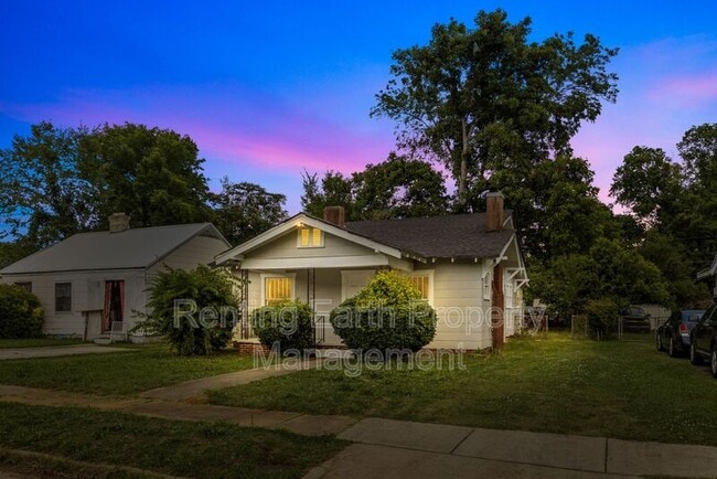 Building Photo - 4813 Court S Rental