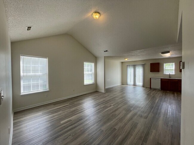 Photo - 6228 Sid Crane Dr