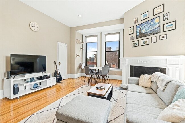 Photo - 271 Dartmouth St Unit 5C