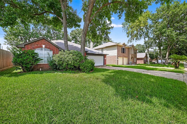 Photo - 17162 Summer Hollow Dr