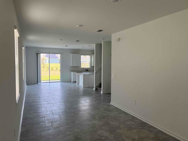 Photo - 3141 Laurent Lp