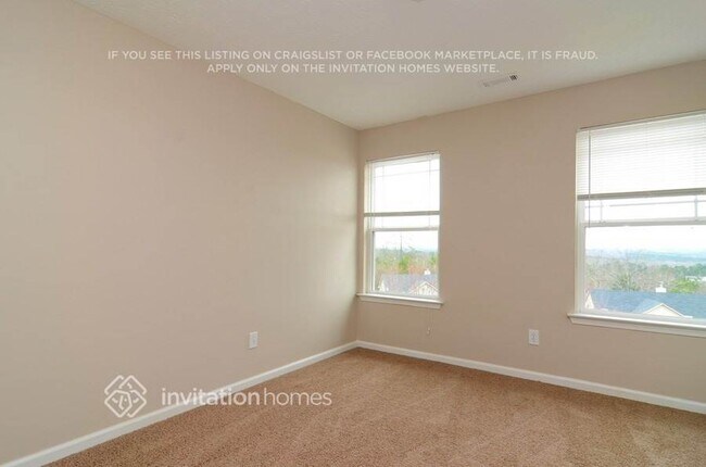 Photo - 85 Dayton Way