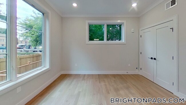 Photo - 104-106 Warren St. Unidad 1