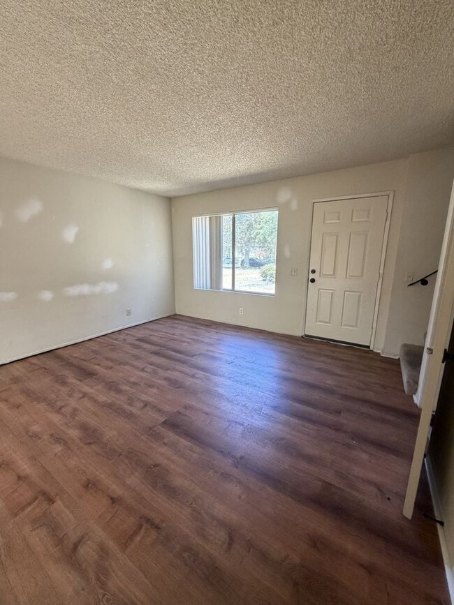1042 W Bennington St Unit C