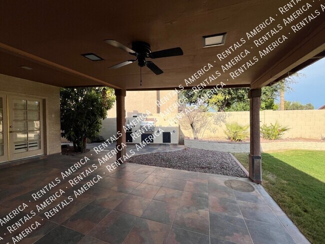 Photo - 1243 W Iris Dr