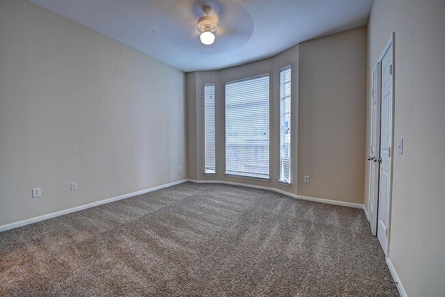 Photo - 1919 Post Oak Park Dr Apartment Unit 5311