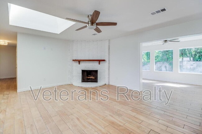 Photo - 621 S Forest Ave