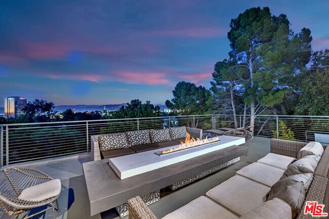 Photo - 3712 Broadlawn Dr