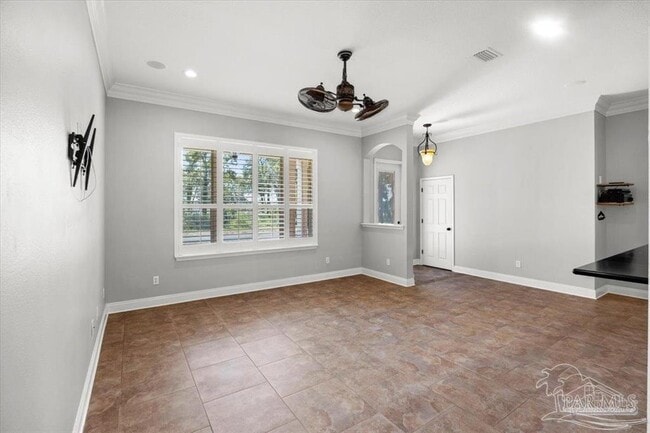 Photo - 2208 McLeod St