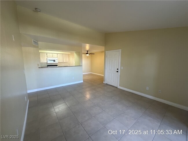 Photo - 1150 N Buffalo Dr Unit 2087