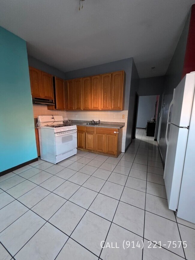 Photo - 104 Oak St Unit Apt 2