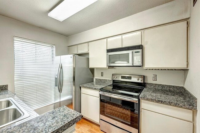 Photo - 3700 W Clay St Condo Unit 234