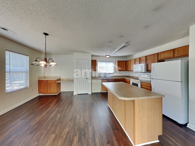 Photo - 4409 Red Hook Rd