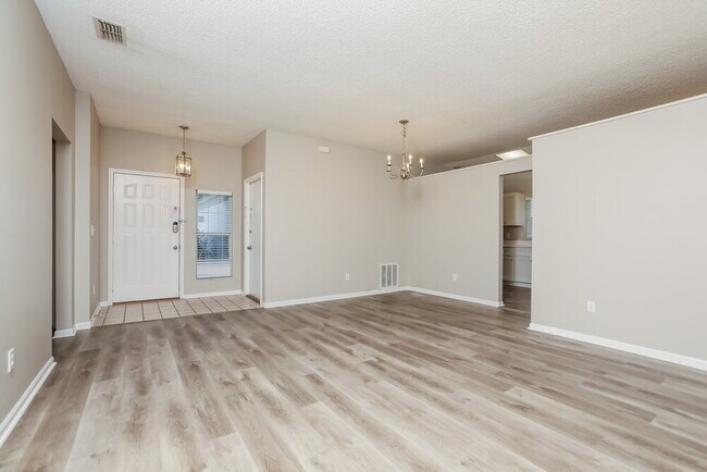 Photo - 7741 Wicklow Cir