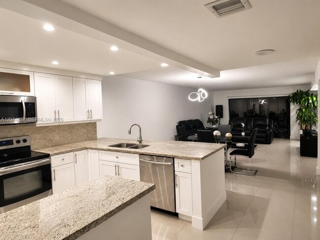 Photo - 16511 Blatt Blvd Unit 103