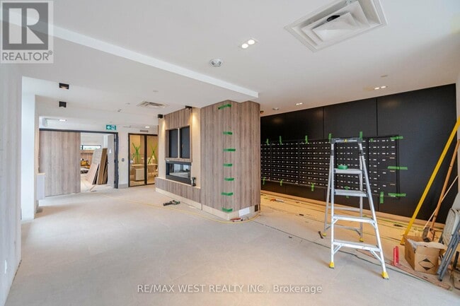 Photo - 335 Wheat Boom Dr. Unité 311