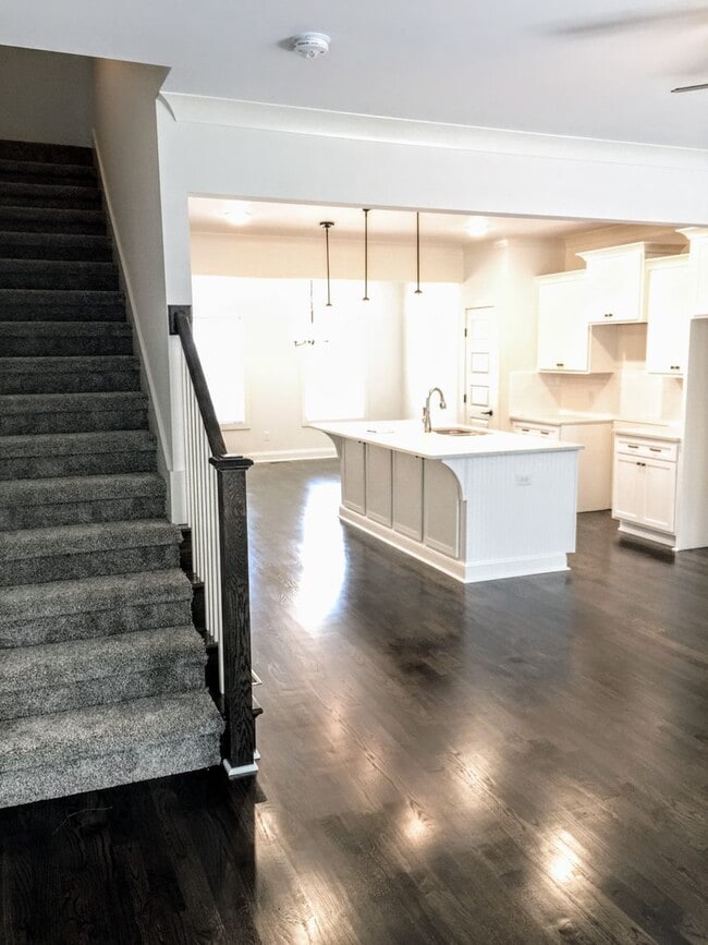 Photo - 4 Bedroom Townhome - Lenox Creekside