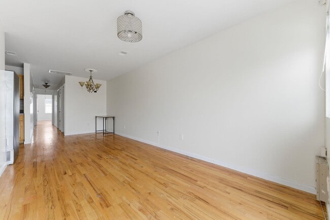 Photo - 46 ARMSTRONG St Unit 2