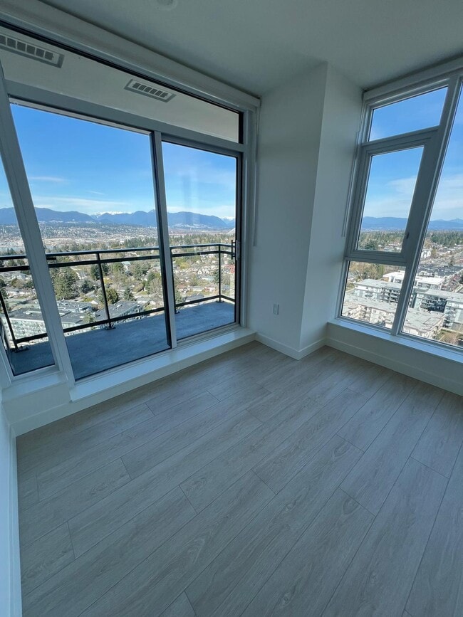 Photo - 2711-13675 107a Avenue Unité 2711