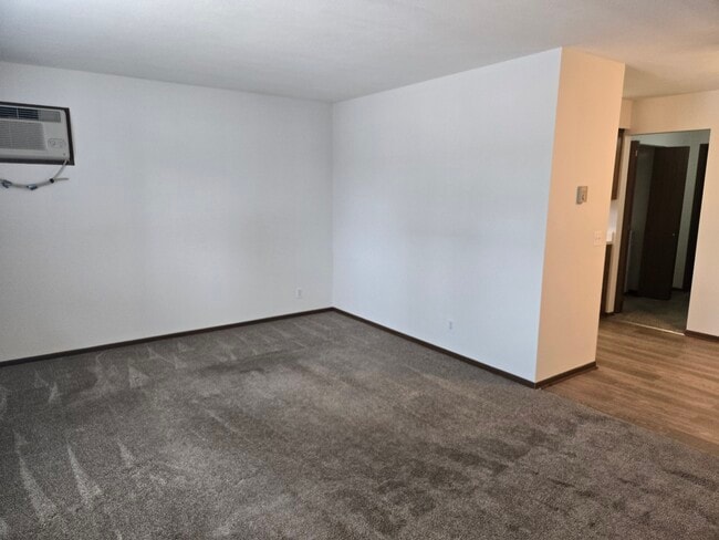 Photo - 4030 Elmhurst Rd Unit 2